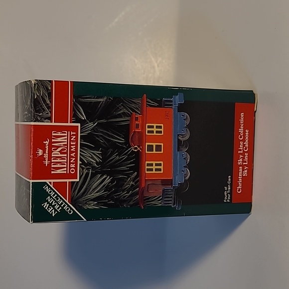 Full set of 1992 Hallmark Train ornaments - Picture 8 of 14